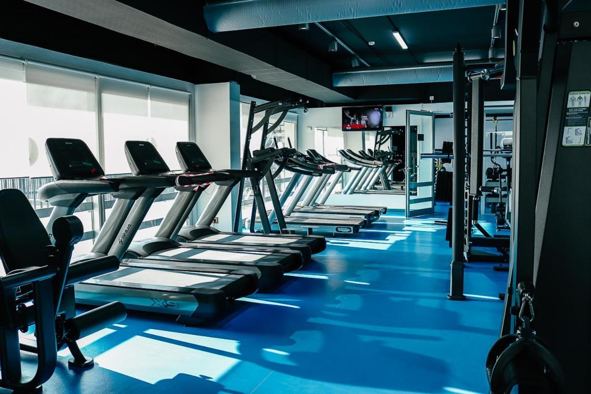 Atyraū Chagala Ural Residence מראה חיצוני תמונה