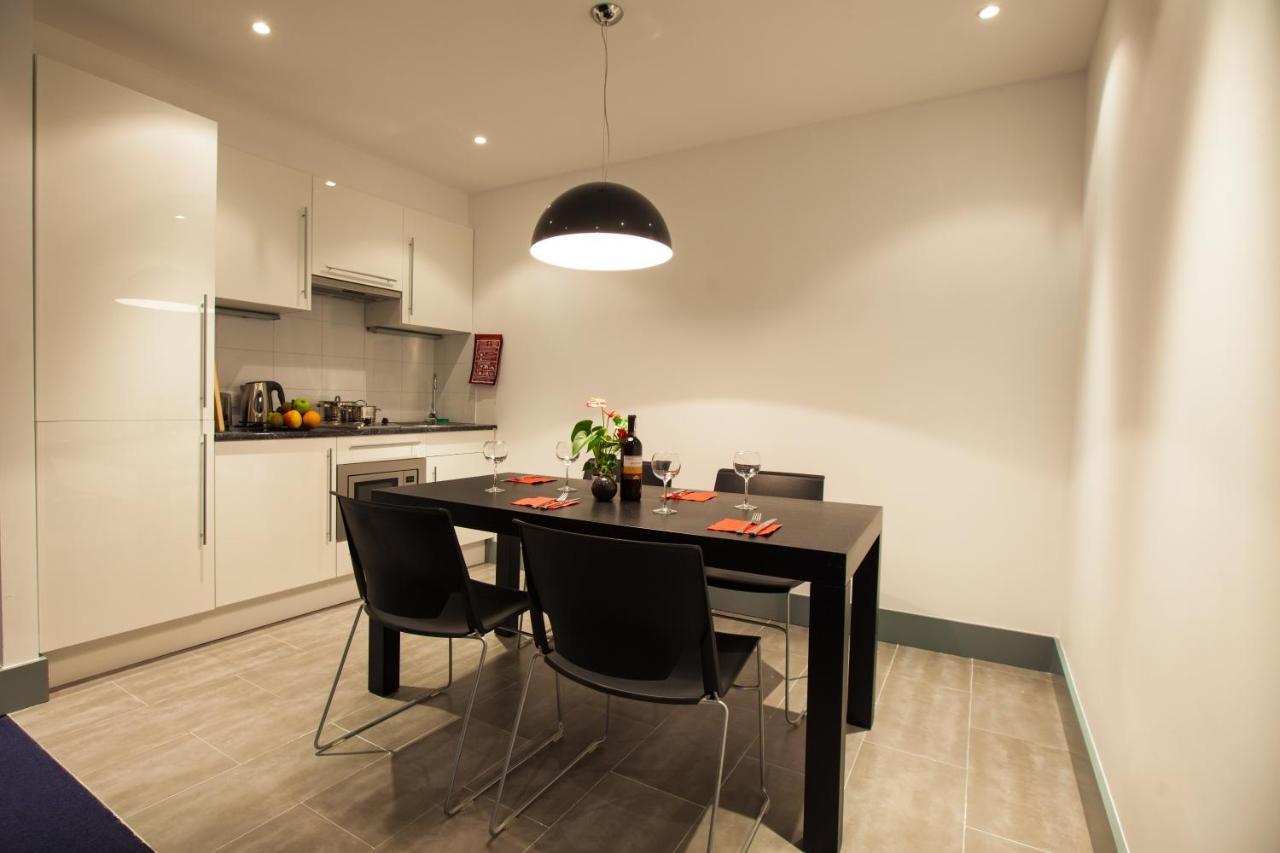 Atyraū Chagala Ural Residence מראה חיצוני תמונה